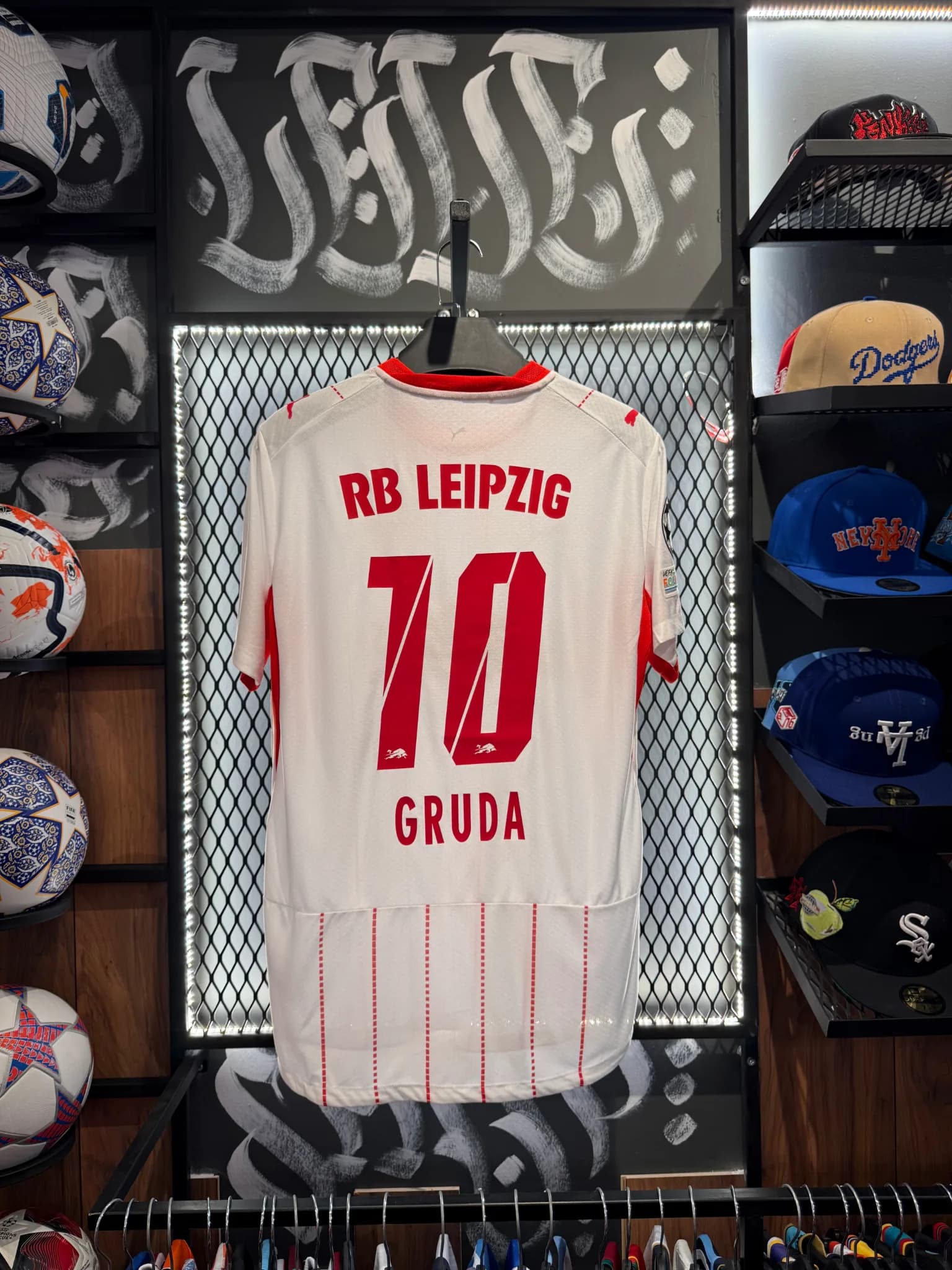 10 Gruda Leipzig Home Shirt 2026/27